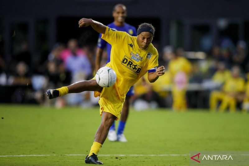 Keren, Ronaldinho Tiba di Indonesia untuk Peluncuran Jersey RANS Nusantara FC