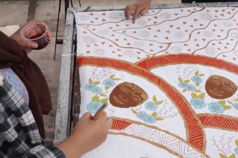 Keren Terobosan Ini, Latihan Membuat Batik Bisa Sebagai Terapi Penderita Kanker
