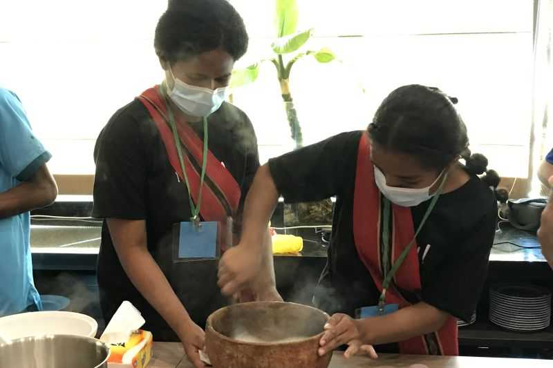 Keren Terobosan Ini, Pelaku Usaha Perhotelan Ambon Dukung Kuliner Papeda Mendunia