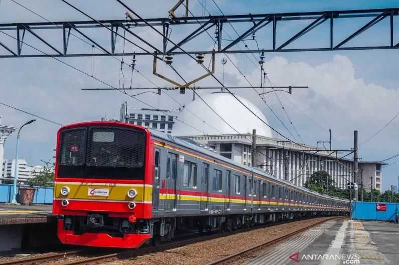 Kereta Commuter Indonesia Diminta Optimalkan Sarana yang Ada