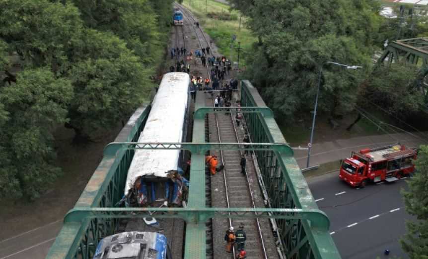 Kereta Penumpang Tabrak Kereta Maintenance di Argentina, 30 Orang Terluka