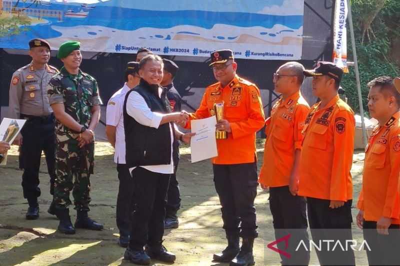 Kerja Keras Ini Membuahkan Hasil, BPBD Kabupaten Bekasi Juara Pertama Posko Kolaborasi Arus Mudik
