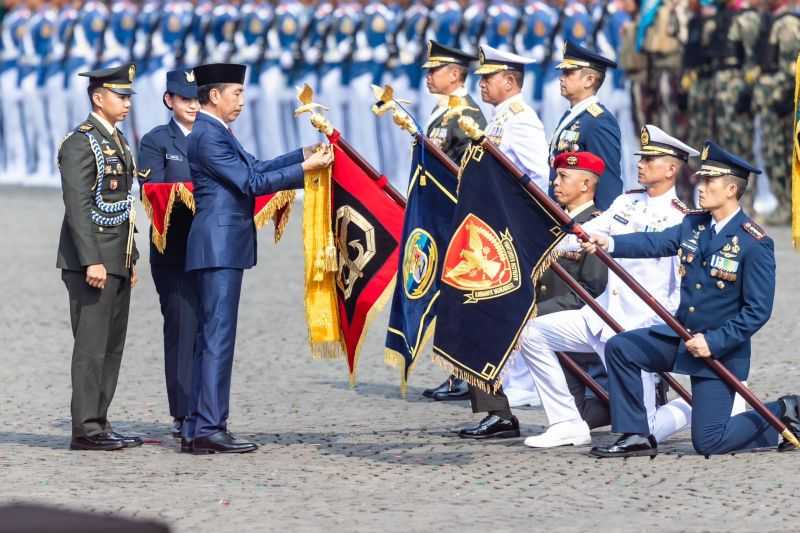 Kerja Keras Prajurit Baret Merah Buahkan Hasil, Grup 1 Kopassus Terima Kehormatan Samkarya Nugraha dari Presiden