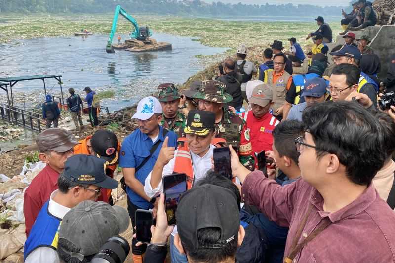 Kerja Keras, Sekda: Pembersihan Sampah Babakan Sungai Citarum Selesai 1,5 Bulan