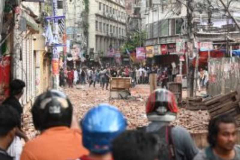 Kerusuhan Bangladesh Tewaskan 187 Orang, Jam Malam Diperpanjang