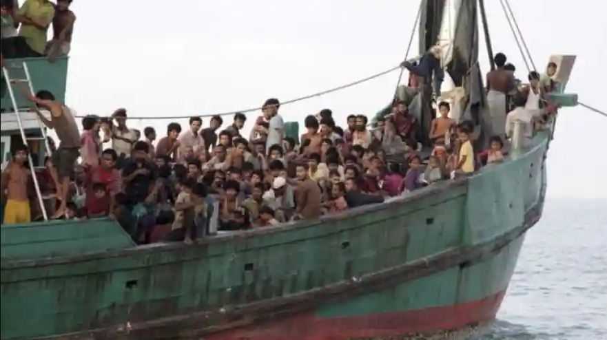 Ketika Kapal Vietnam Selamatkan Pengungsi Rohingya Lalu Menyerahkan ke Myanmar
