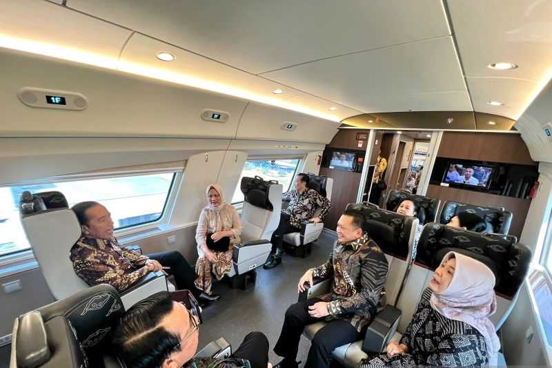 Ketua MPR Sebut Taksi Terbang EHang 216 Siap Jadi Moda Transportasi yang Futuristik di IKN