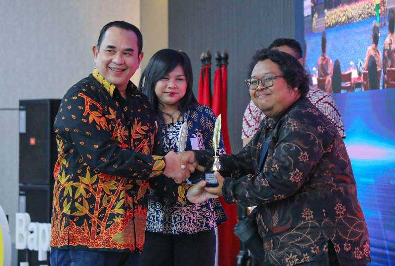 Ketum PWI Pusat Zulmansyah Sekedang Hadiri Acara Puncak Anugerah Jurnalistik MH Thamrin 2024