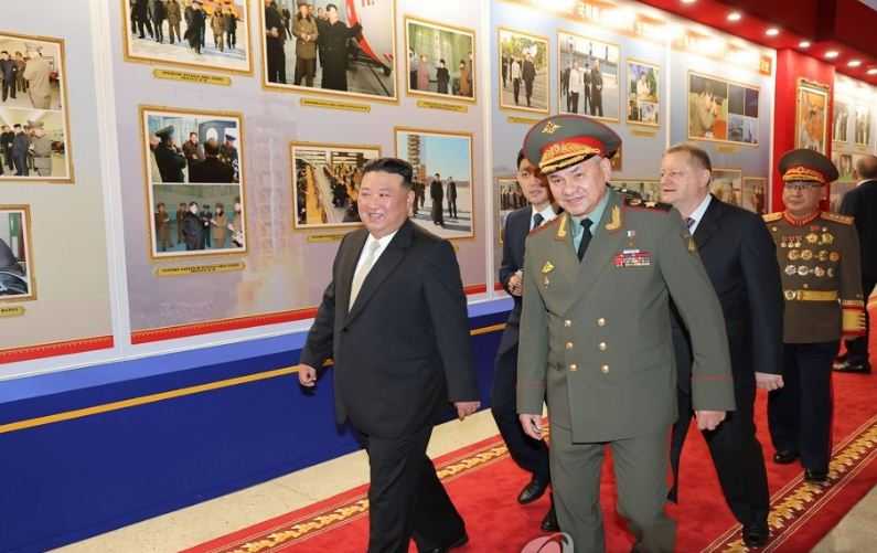 Kim Jong Un Bertemu Menteri Pertahanan Rusia di Pyongyang