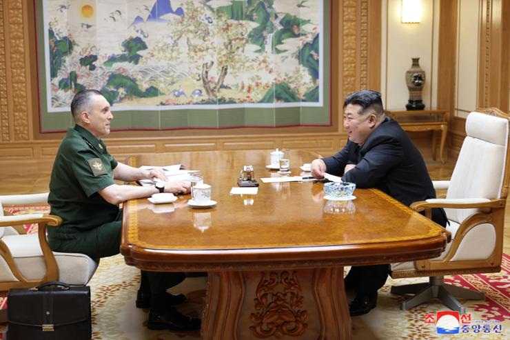 Kim Jong Un Jadi Tuan Rumah Delegasi Militer Russia Pasca-kunjungan Putin