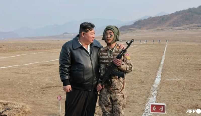 Kim Jong Un Pantau Latihan Perang Udara, Desak Persiapan Tempur yang Realistis