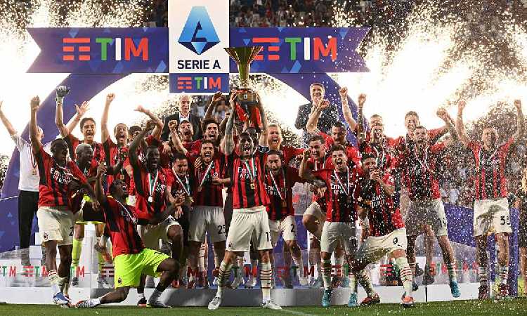 Kisah di Balik Scudetto AC Milan Pasca Paceklik Gelar Selama 11 Tahun, Pemain Ini Bernasib Sial Usai Pindah ke Klub Rival Malah Gagal Juara