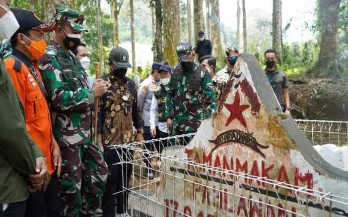 Kisah Jenderal Bintang Satu Kopassus Datangi Makam Tanpa Nama di Cianjur