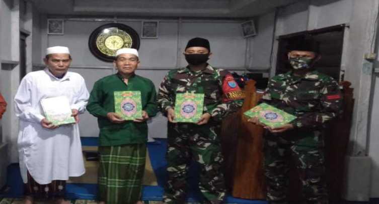 Kisah Tentara di Sebuah Mesjid di Tapal Batas Negara