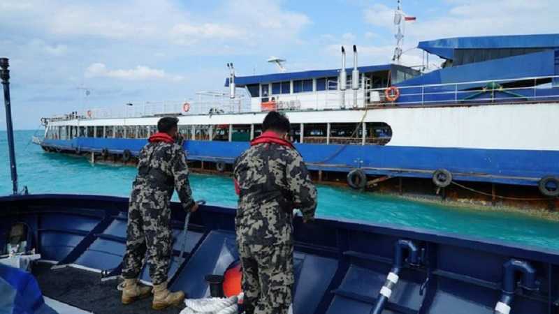 KKP Setop Operasi Kapal Penambang Pasir Timah di Bangka