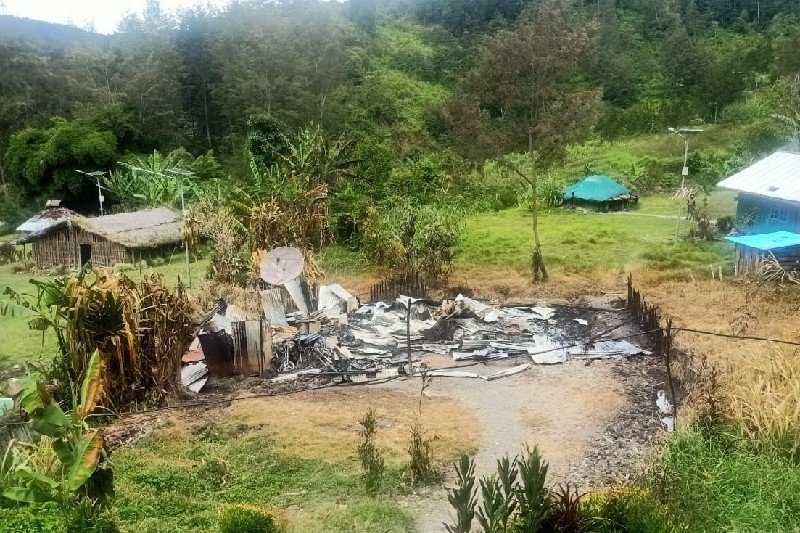 KKSB Makin Brutal, Bakar Rumah Kepala Suku dan Guru di Beoga, Papua