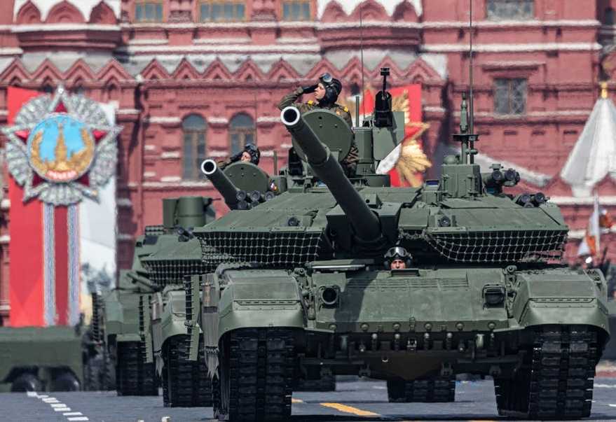 Kolonel Rusia Dituduh Mencuri Mesin Tank  T-90