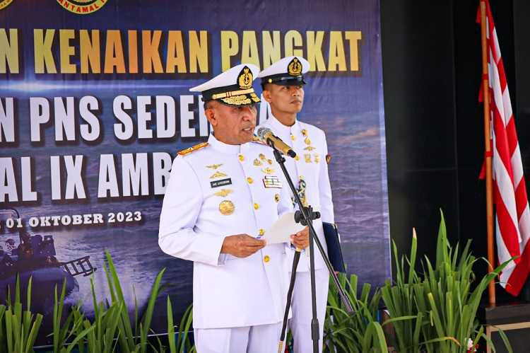 Komandan Lantamal IX Menerima Laporan Korps Kenaikan Pangkat