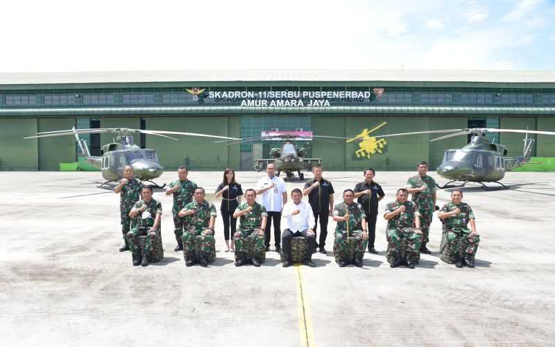 Komitmen Kemhan pada TNI AD: Dua Helikopter Bell yang Selesai Turun mesin Langsung Diserahkan TNI AD