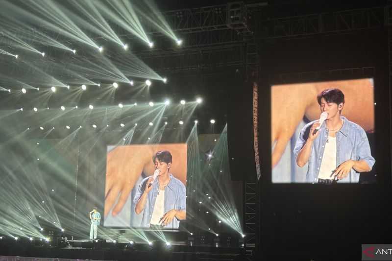 Konser di Jakarta, Cha Eun-woo Nyanyikan Lagu Backstreet Boys