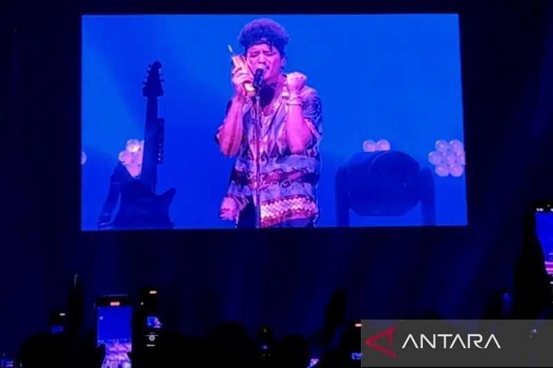 Konser di JIS, Bruno Mars Sapa Penggemar Indonesia