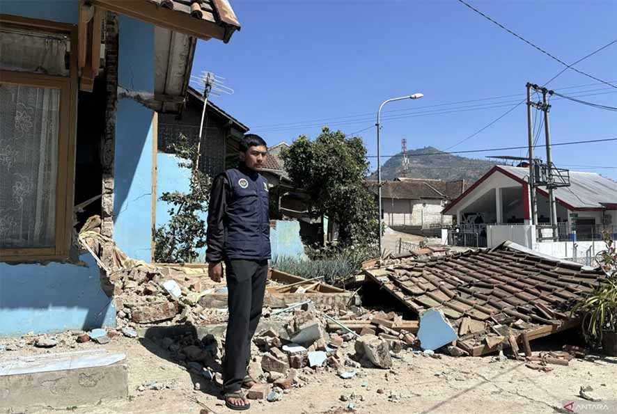 Korban Gempa di Bandung Dibiayai Sewa Rumah