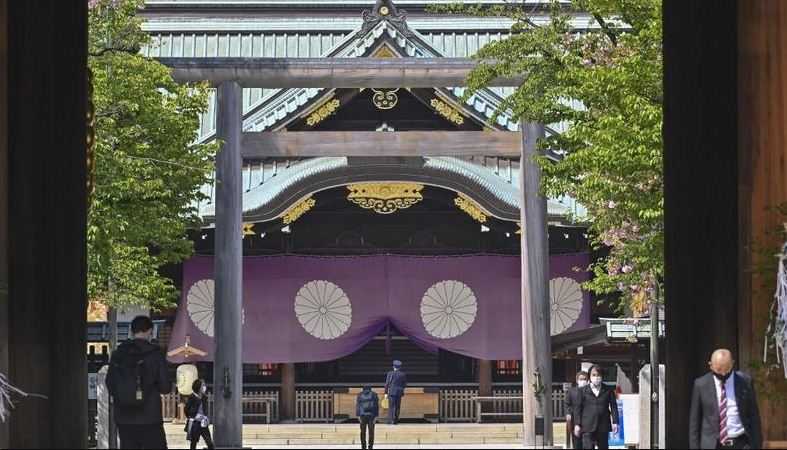 Korsel Protes, Menteri Nishimura Kunjungi Kuil Yasukuni Simbol Kekejaman Jepang di Masa PD II