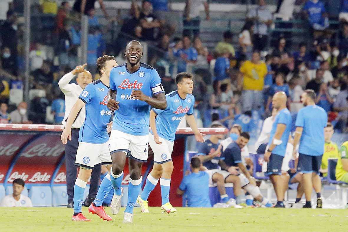 Koulibaly Bawa Napoli ke Puncak Klasemen Serie A