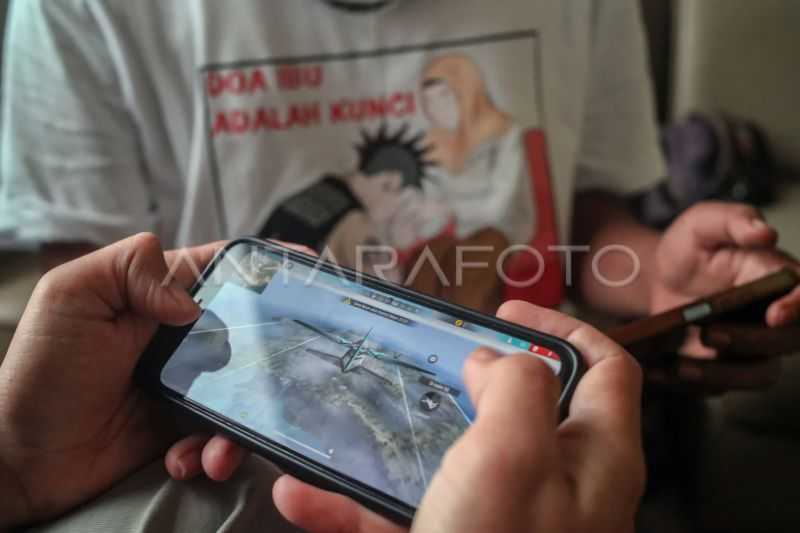 KPAI Minta Penyelenggara Sistem Elektronik dan Game Online Aktivasi Izin Unduh Lewat Orang Tua