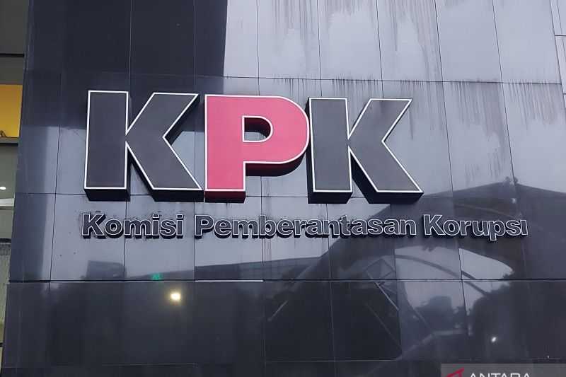 KPK Periksa Mantan Gubernur Aceh Irwandi Yusuf