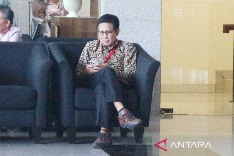 KPK Periksa Mendes Abdul Halim soal Kasus Dana Hibah Jatim