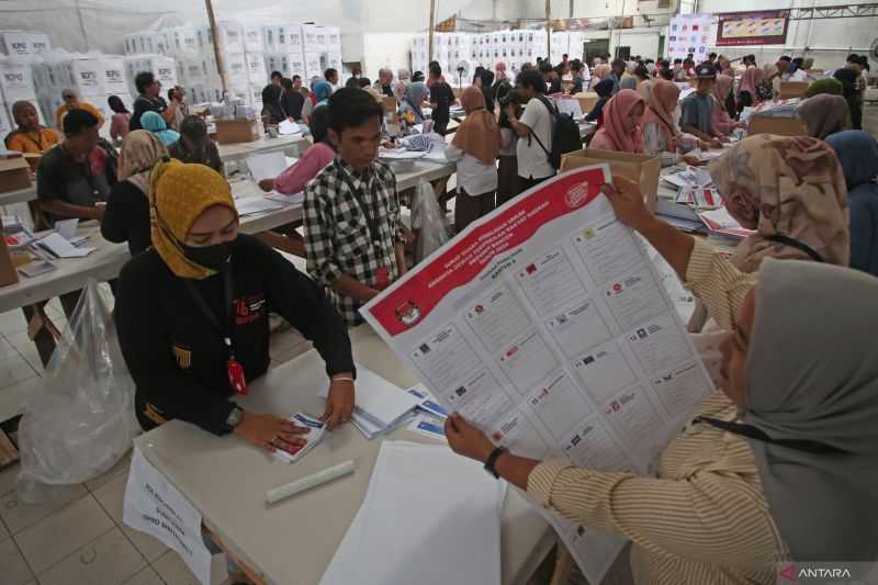 KPU Sebut Pengiriman Logistik Pemilu untuk DPT Sudah 100 Persen