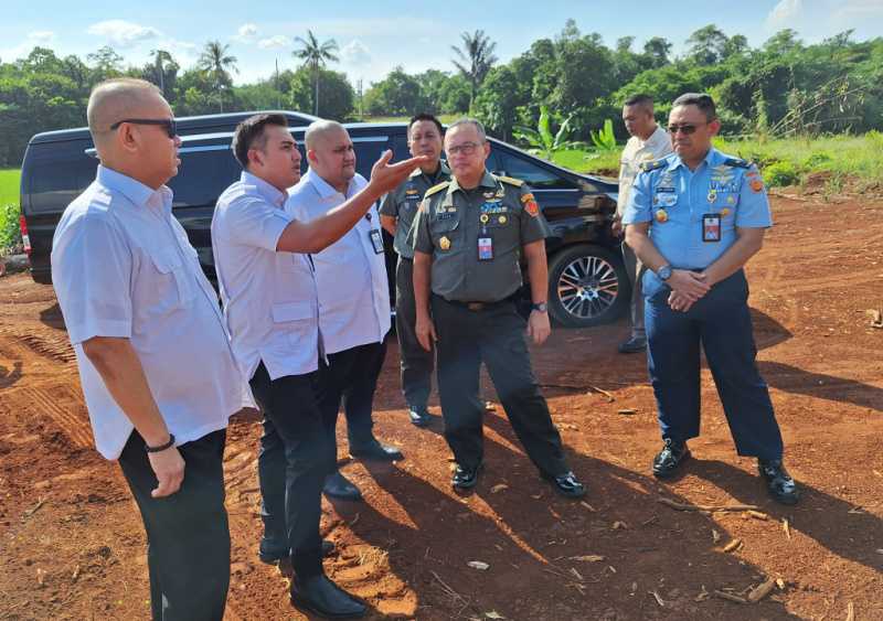 Kunjungan Kerja Direktorat Jenderal Potensi Pertahanan ke area Republik Indonesia di fasilitas industri pertahanan Subang