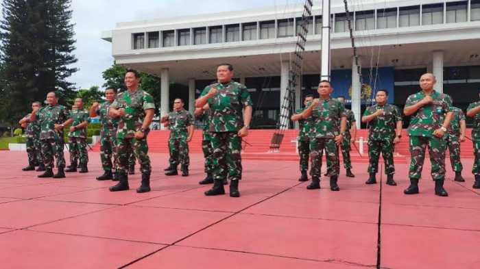 Kunjungan Pertama Panglima TNI yang Baru, Sambangi Markas TNI AL Disambut Laksamana Yudo