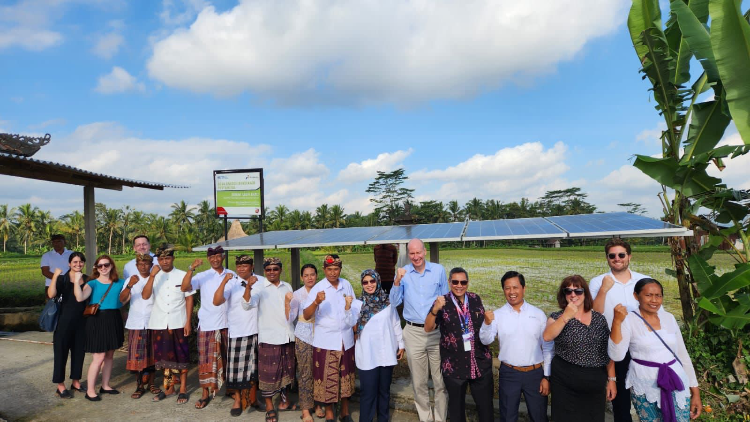 Kunjungi Keliki, Desa Energi Berdikari Pertamina— Deputy Secretary of Energy Amerika Serikat Terkesan dengan Leadership Komunitas