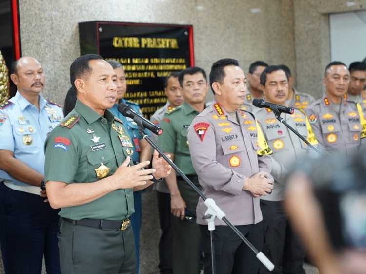 Kunjungi Mabes Polri, Panglima TNI Perkuat Sinergi TNI-Polri