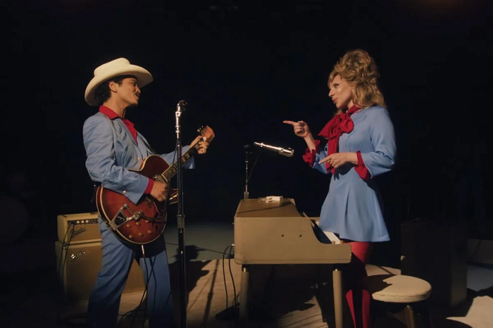 Lady Gaga dan Bruno Mars Rilis Lagu Baru Berjudul 'Die With a Smile'