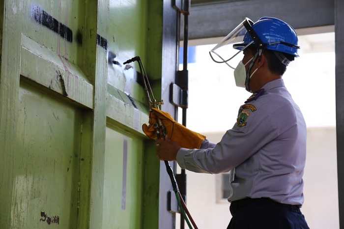 Lagi, Kemenhub Potong Dua Truk ODOL