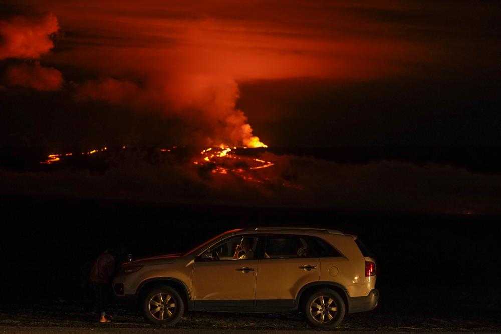 Lahar Panas Letusan Gunung Api Mauna Loa Hampir Terjang Jalan Tol di Hawaii
