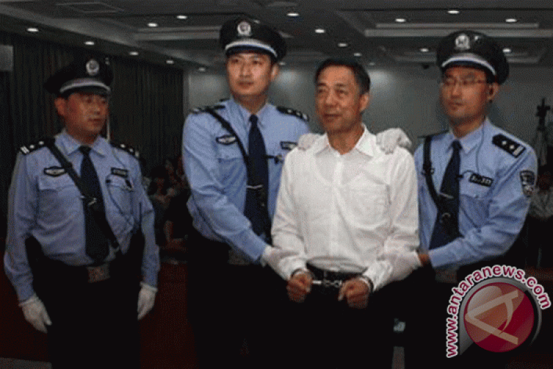 Lakukan Pelanggaran UU yang Serius, Mantan Pelatih Timnas Tiongkok Li Tie Ditahan