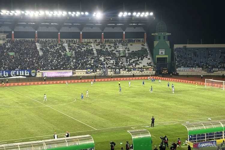 Lanjutan Liga 1, Persib Bandung Menang 2-1 Lawan PSIS Semarang