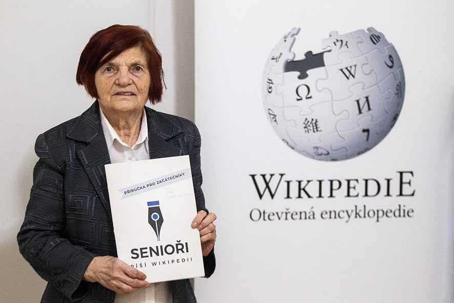 Lansia di Ceko Sunting Wikipedia sebagai Hobi di Masa Pensiun