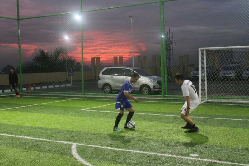 Lapangan mini soccer pertama dan satu-satunya yang berkonsep rooftop di Jabodetabek Raya 1