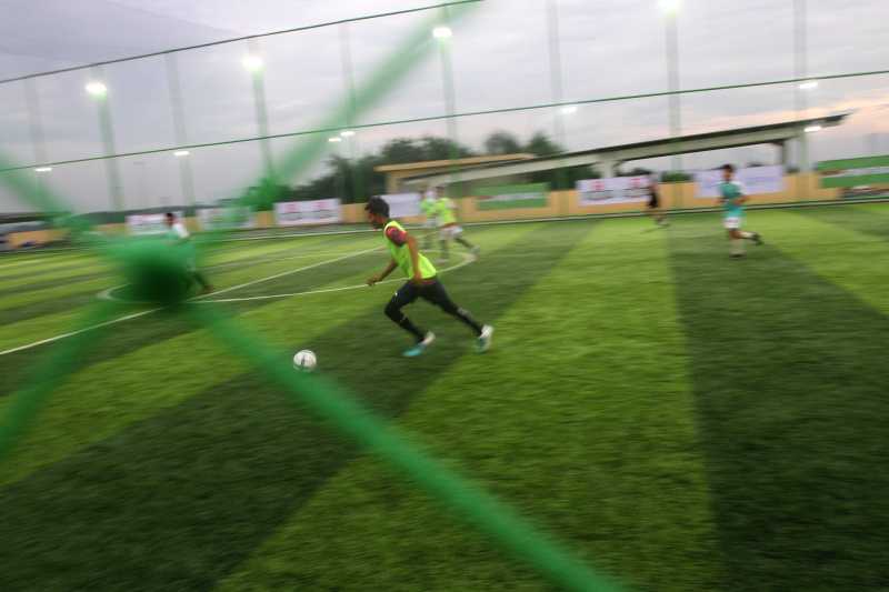 Lapangan mini soccer pertama dan satu-satunya yang berkonsep rooftop di Jabodetabek Raya 2