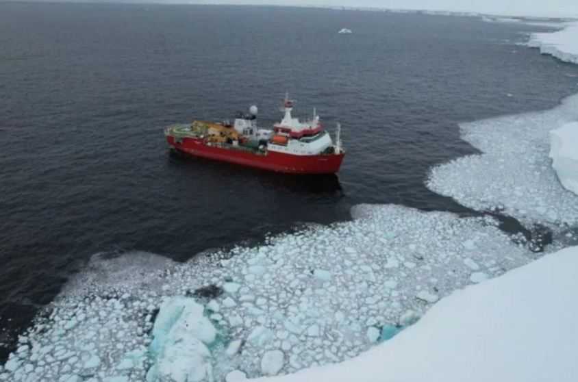 Lapisan Es di Antartika Menyusut Signifikan dan Mengkhawatirkan