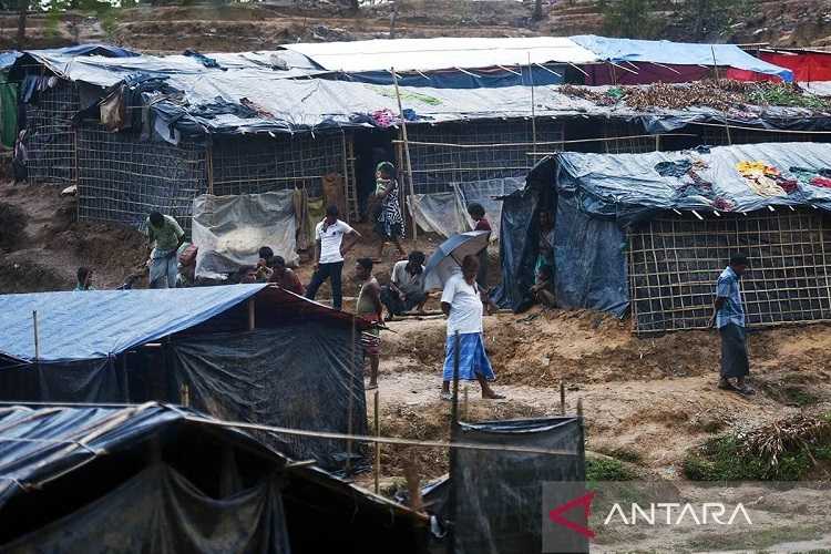 Lebih dari 2.000 Pengungsi Baru Rohingya Memasuki Bangladesh