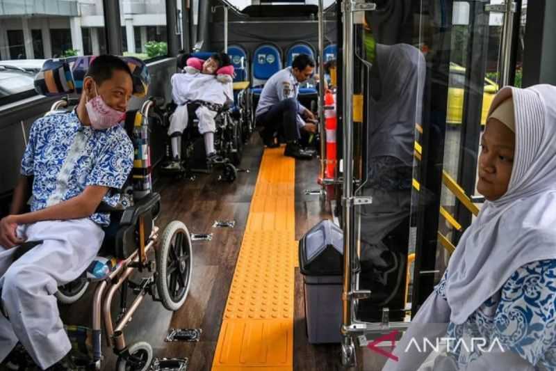 Legislator Dukung DKI Tingkatkan Fasilitas Bus Sekolah Khusus Disabilitas
