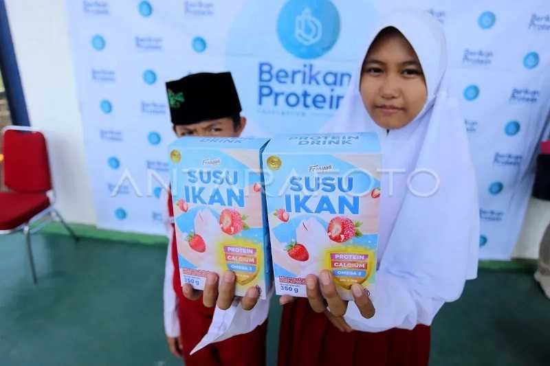 Legislator: Ide ‘Susu’ Ikan di Program Makan Gratis Perlu Riset Lebih LAnjut