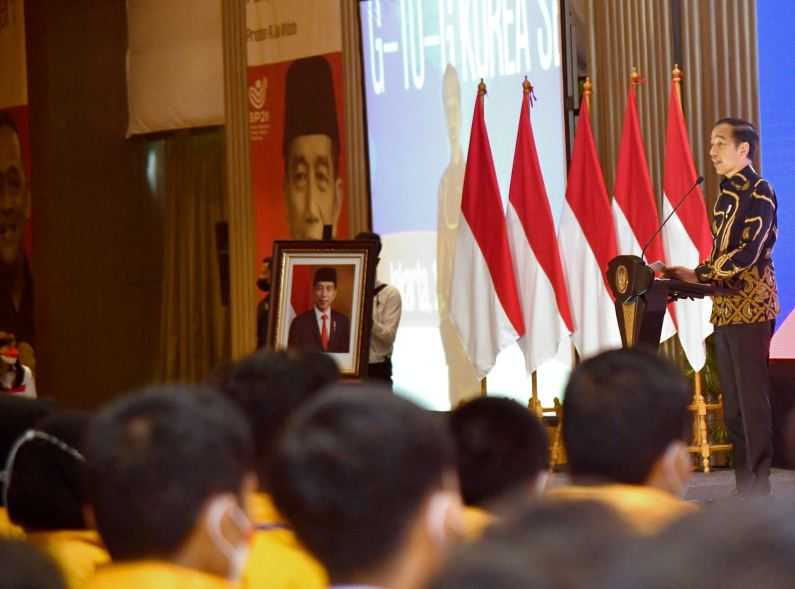 Lepas PMI ke Korsel, Jokowi Senang SDM yang Dikirim Berkompetensi Tinggi
