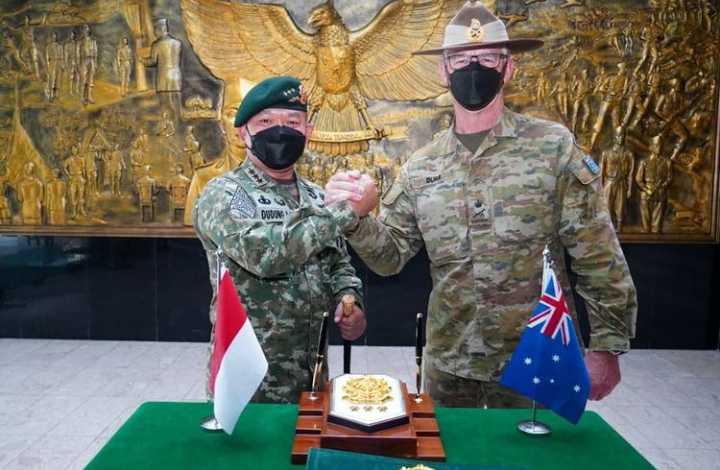 Letjen Angkatan Darat Australia Datangi Markas Kostrad